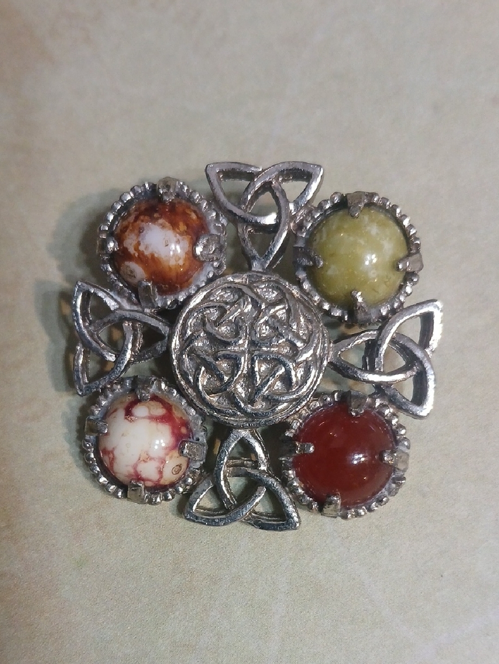 VINTAGE SILVER-STONE SCOTTISH CELTIC BROOCH